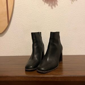 Madewell black booties size 7